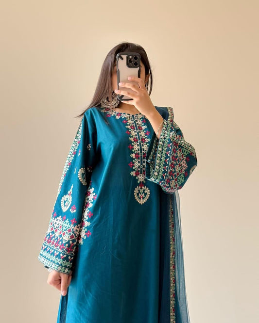 Teal Elegance 3Pc Suit